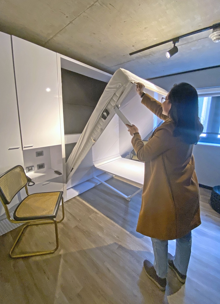 Business Studio photo 2