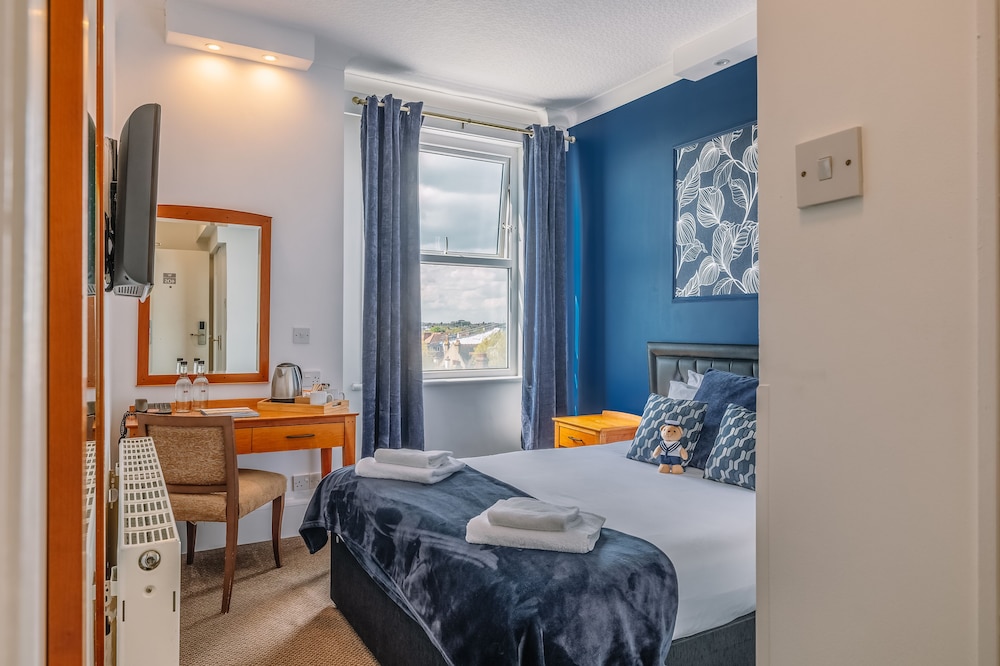 Small Double Room - Photo 3