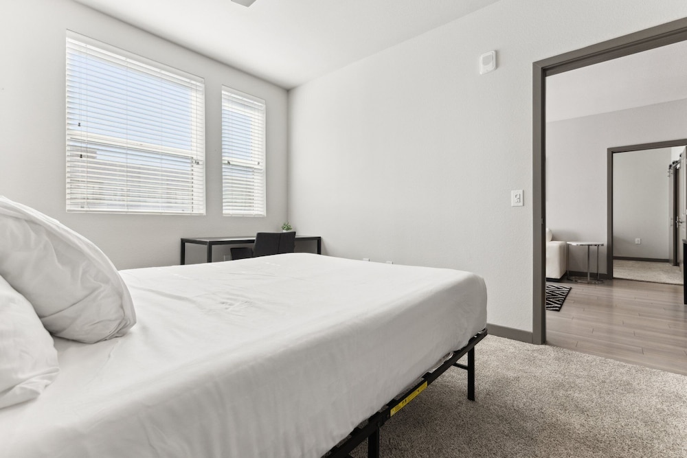 Deluxe Apartment, 2 Bedrooms photo 3