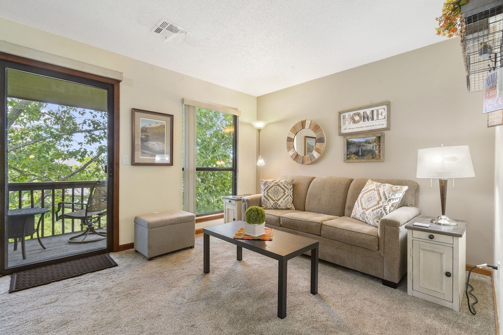 Condo, 1 King Bed with Sofa bed, Balcony, Golf View (The Cozy Place)