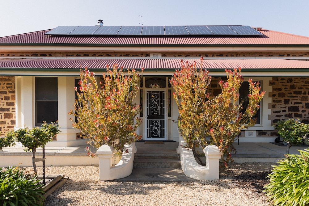 Residence Cottage - Photo 1