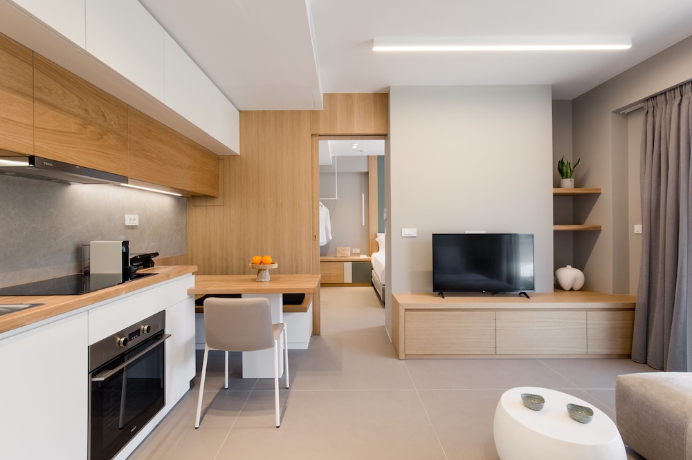 Noemie Luxury Suite 101