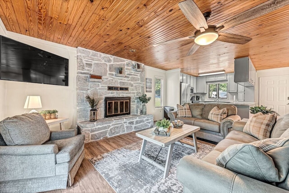 House, 2 Bedrooms