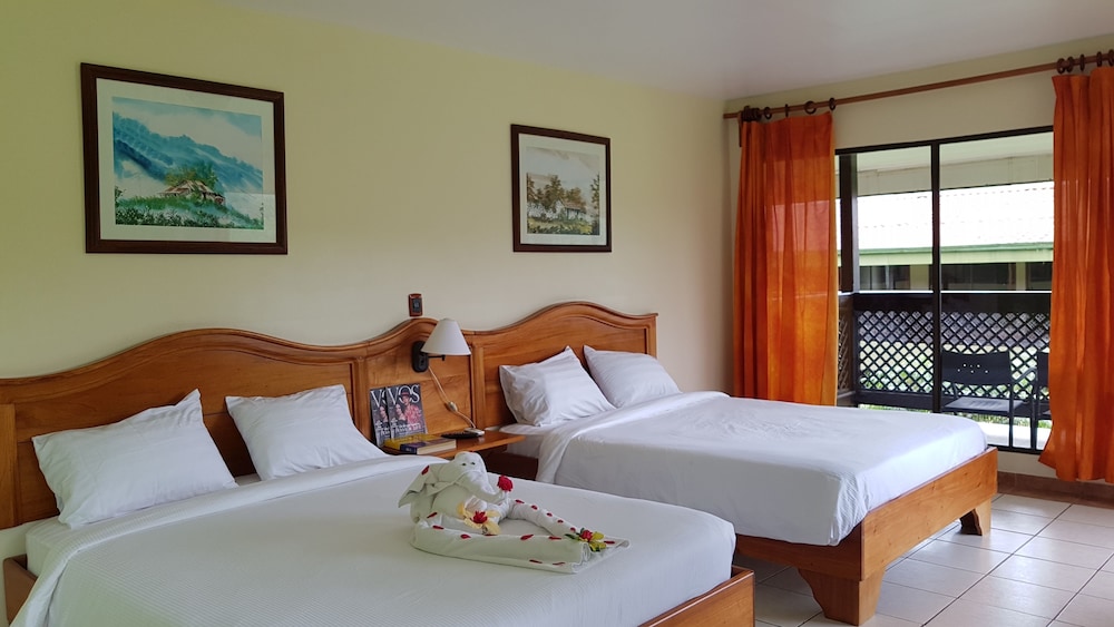 Superior Room, 2 Queen Beds - Photo 2