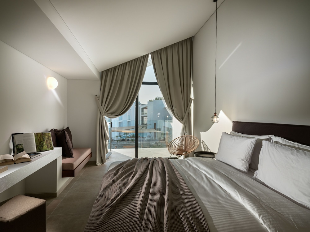 Design Double or Twin Room
