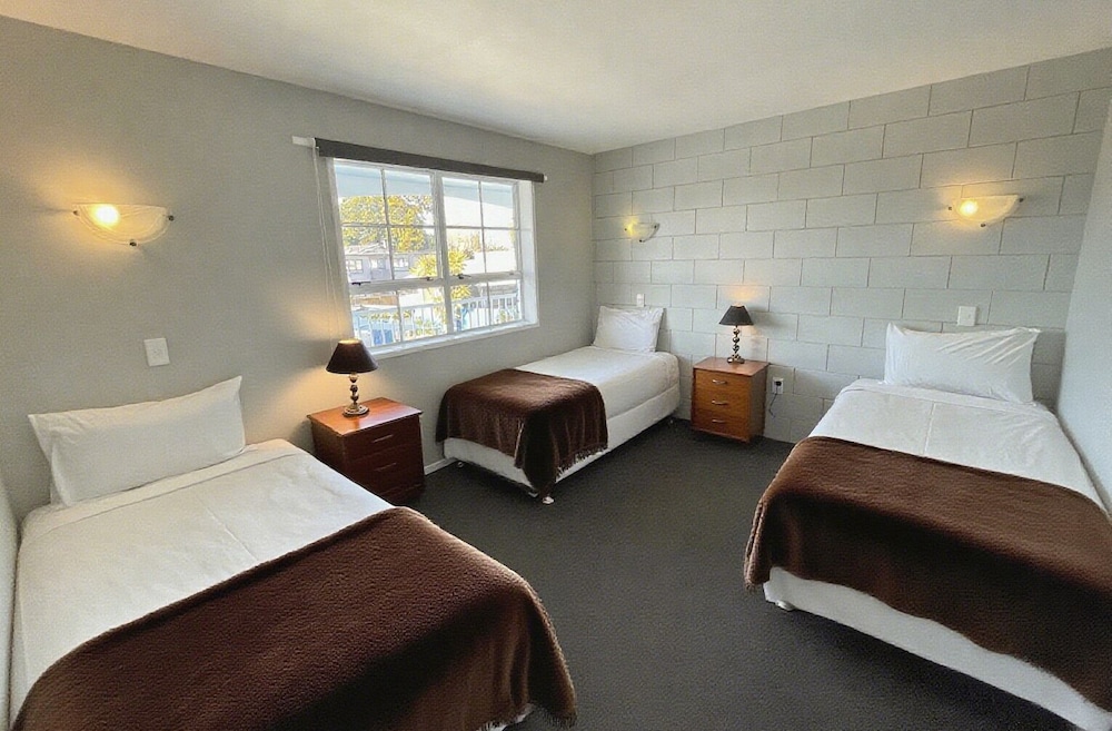 Superior Suite, 2 Bedrooms, Non Smoking, Air conditioning photo 2