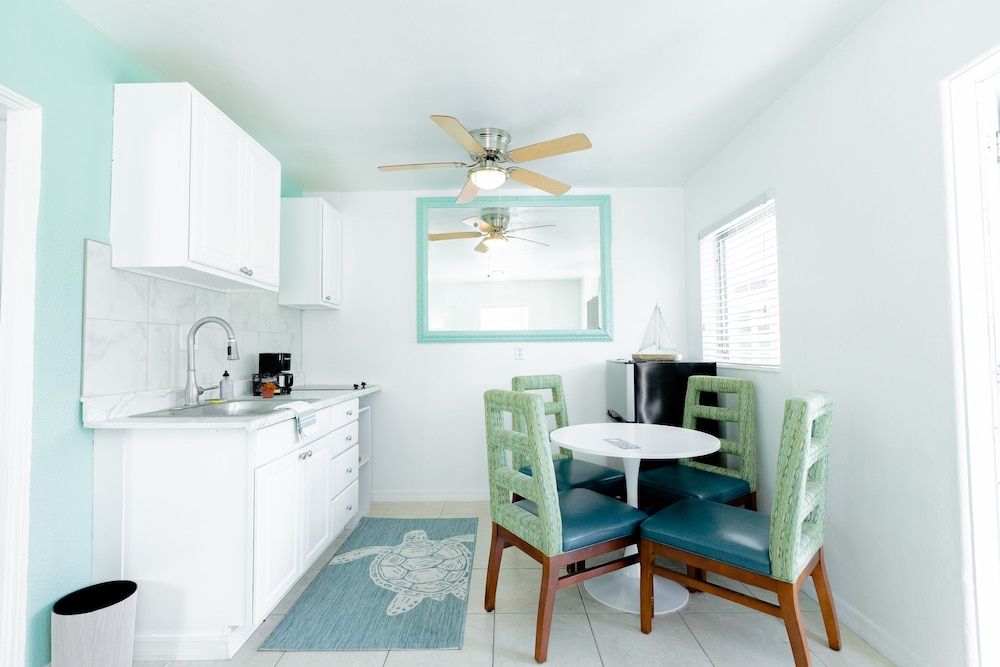 Standard Suite, 1 Bedroom photo 2