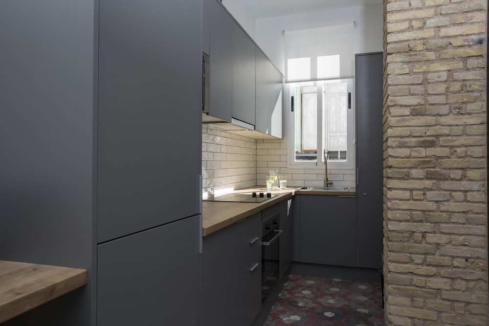 Apartment, 3 Bedrooms, Terrace (Parque Central XI) thumbnail 5
