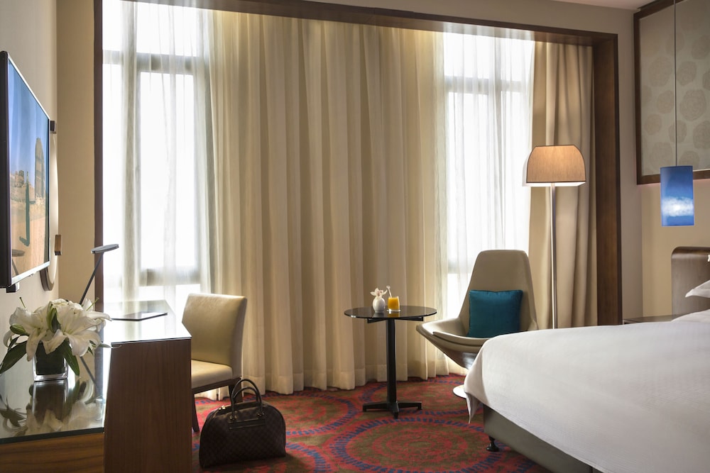 Presidential Suite thumbnail 5