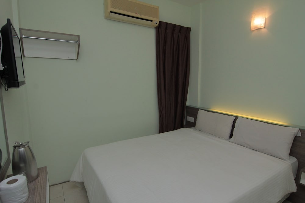 Standard Double Room photo 2