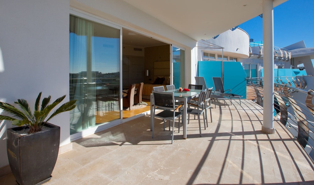 Presidential Suite