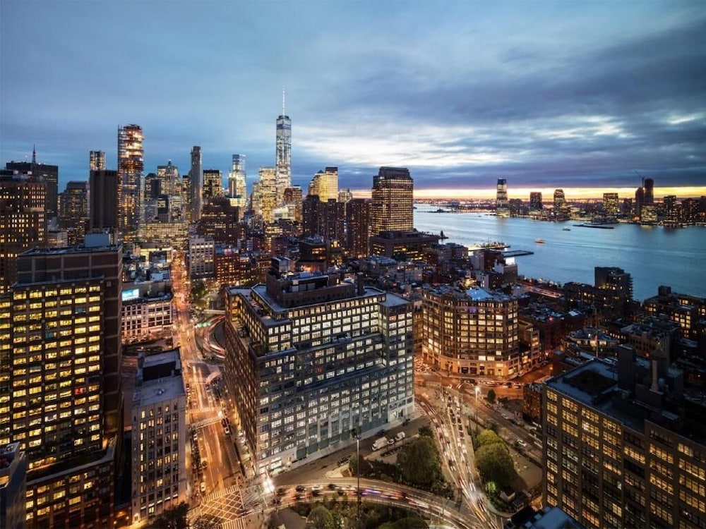 Skyline View King Room