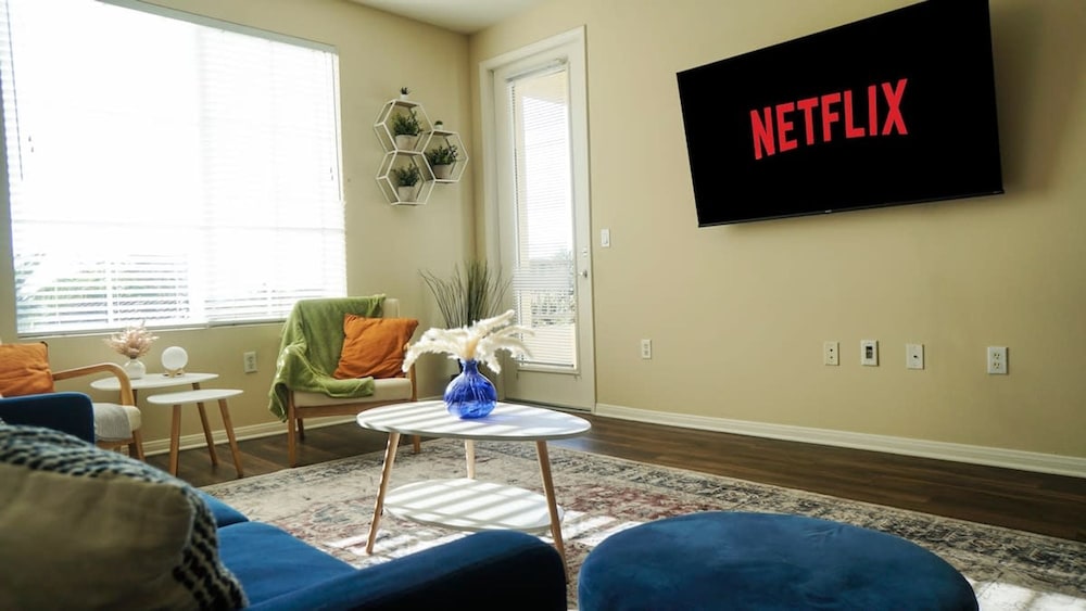 Cozy 2-br Home Near Disneyland Pool Hot Tub GYM, Φωτογραφία 20