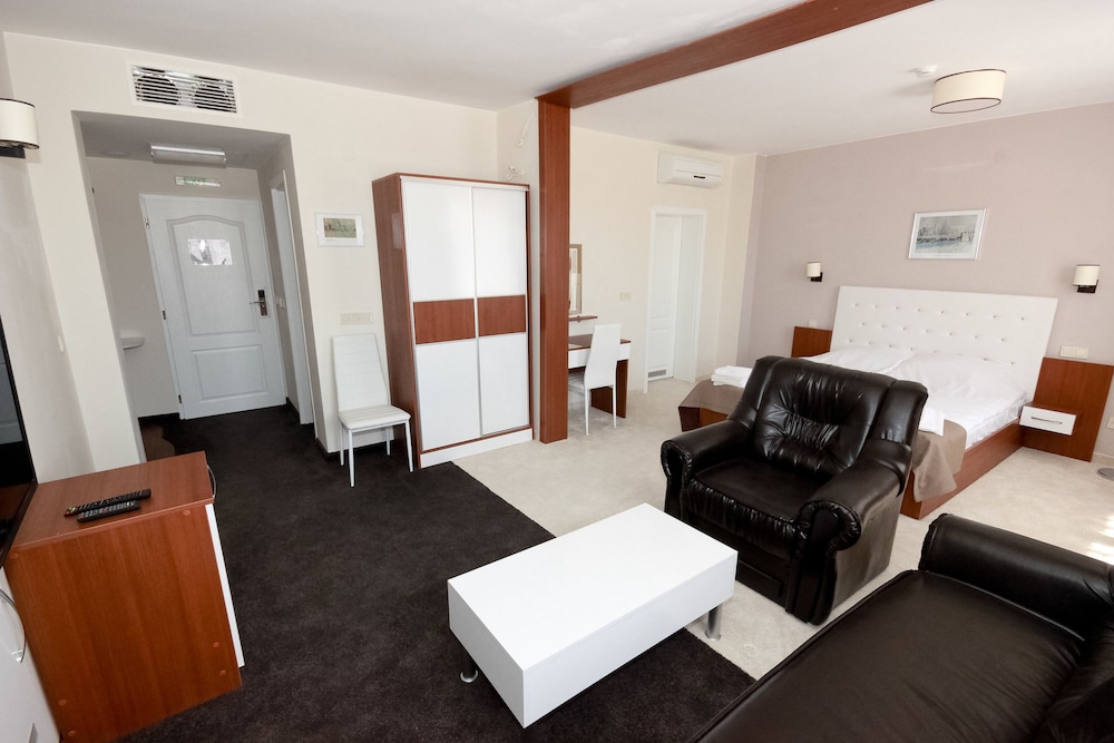 Premium Double Room (Luxury) photo 1