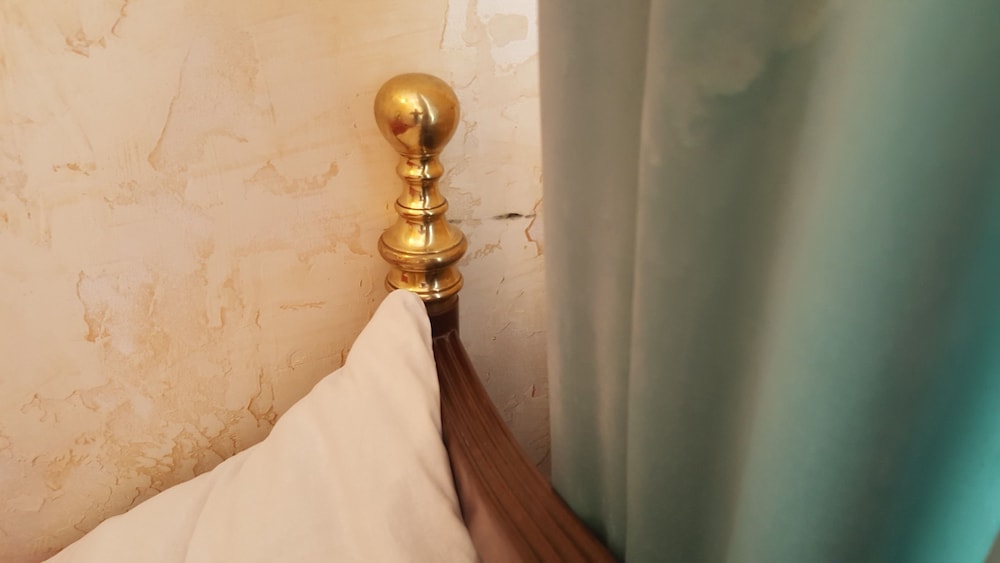 Economy Double Room, Shared Bathroom photo 2