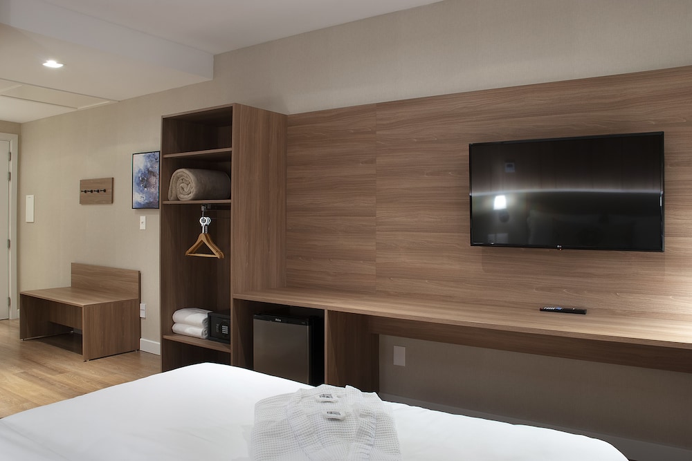 Classic Apartment, Accessible thumbnail 5