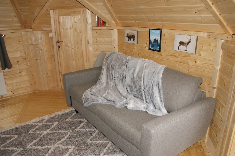 Family Cabin, 1 Queen Bed with Sofa bed, Hot Tub (Alaska) photo 1