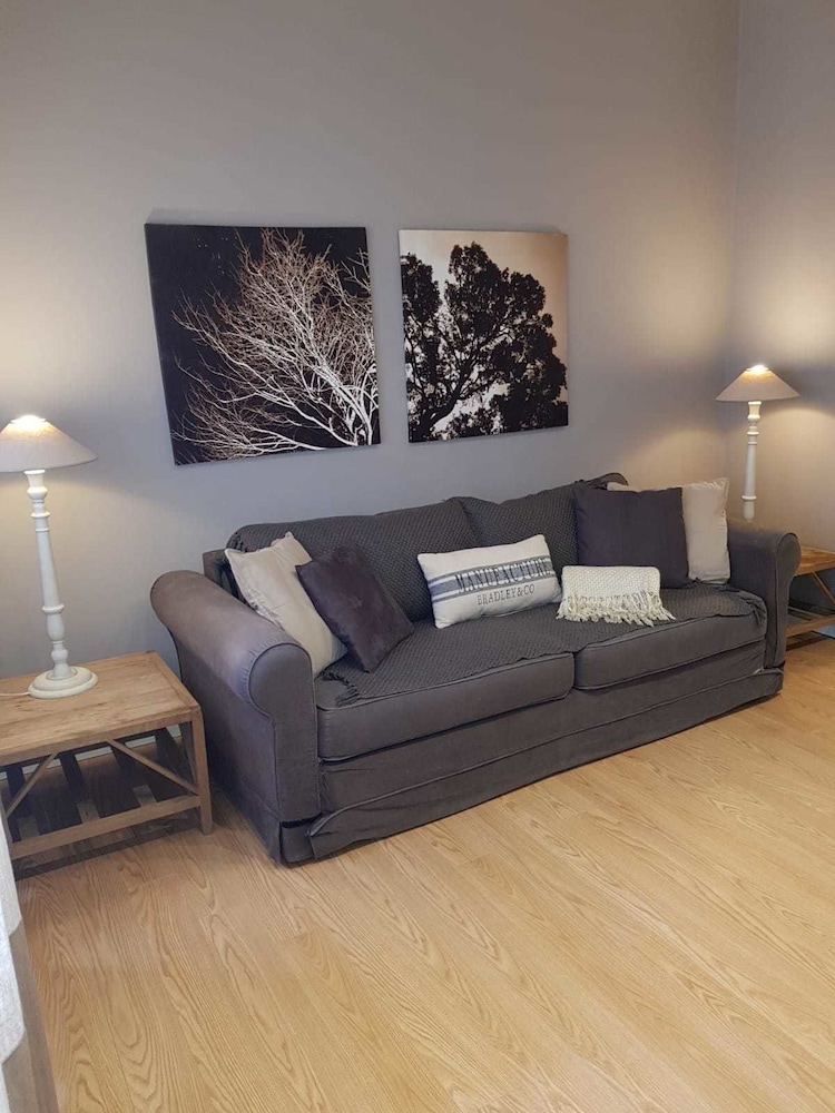 Comfort Suite, 1 Bedroom, Private Bathroom
