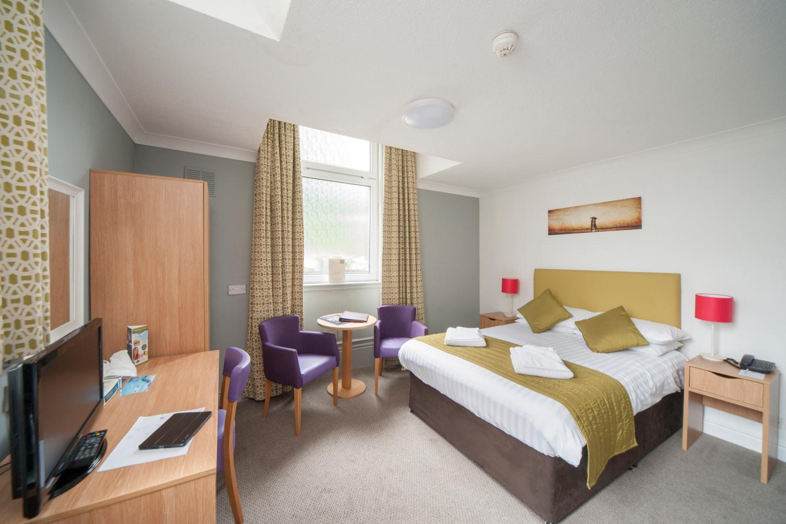 Double or Twin Room with Sea View photo 1