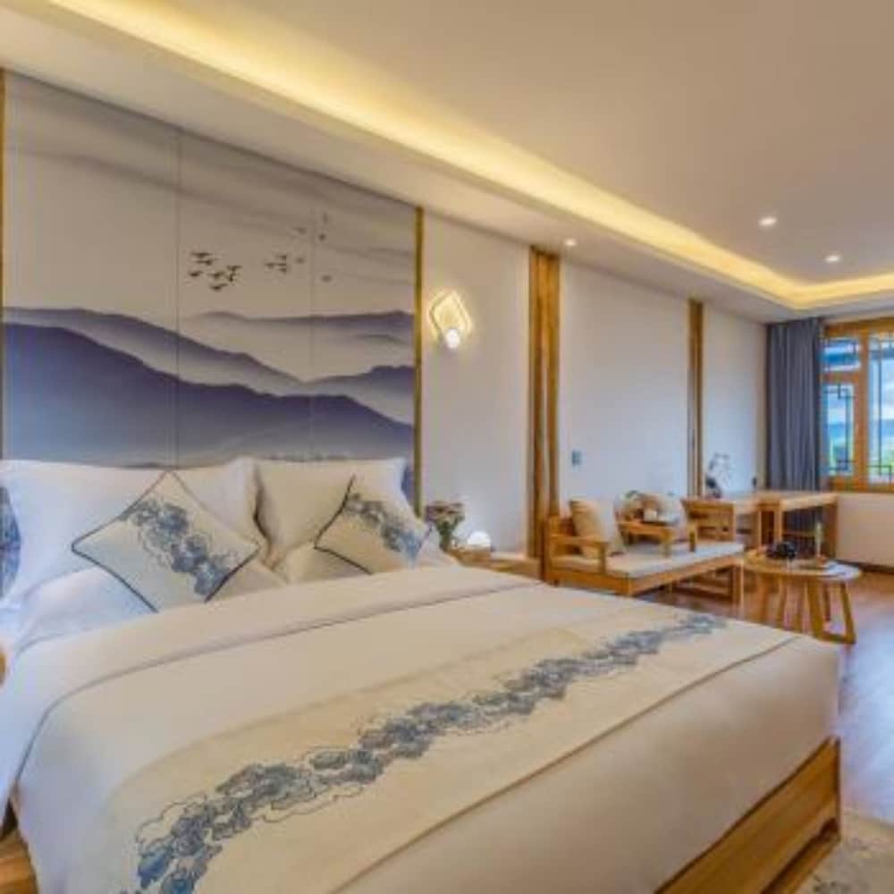 Family Suite (Mainland Chinese Citizen Only)