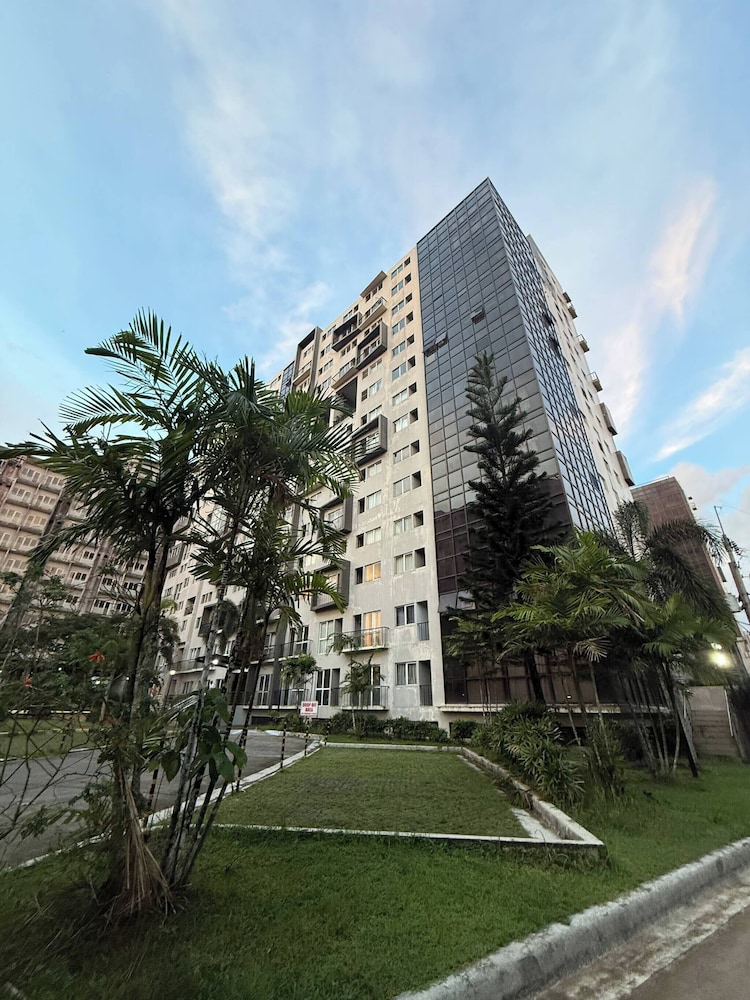 Condo, 2 Bedrooms, Accessible, Balcony