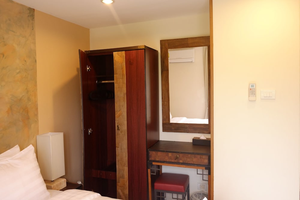 Executive Suite photo 1