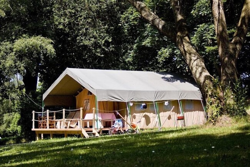 Luxury Tent, Multiple Beds, Non Smoking, Garden View (Tente Safari) photo 3