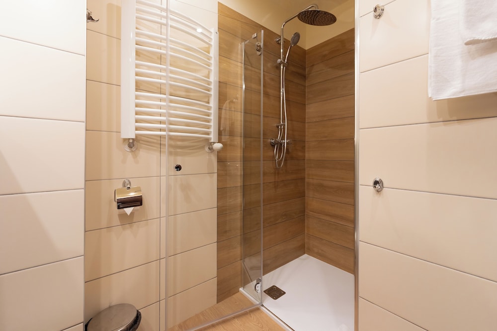 Business Twin Room, Multiple Beds - Photo 3
