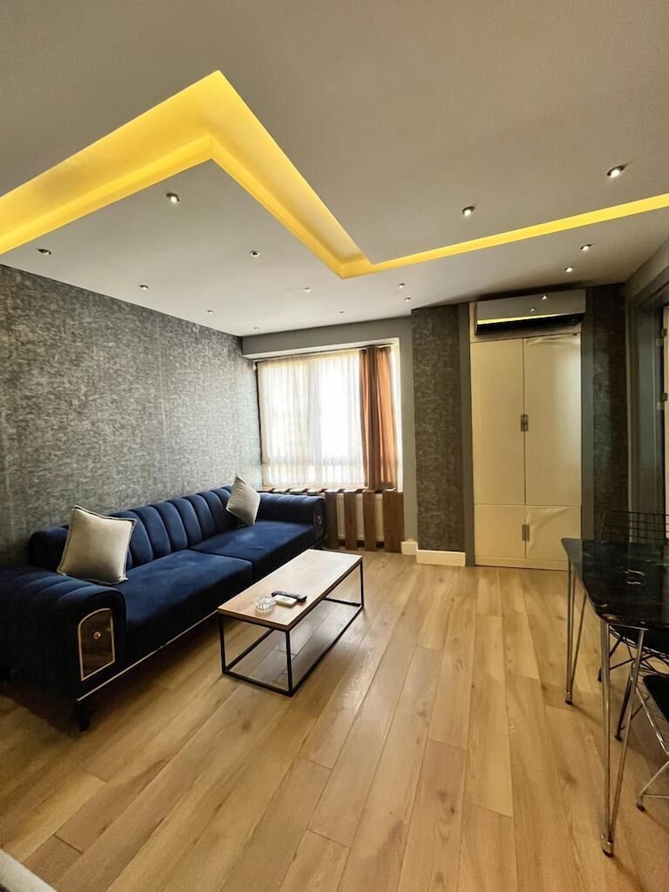 Deluxe Suite, 1 Bedroom photo 2