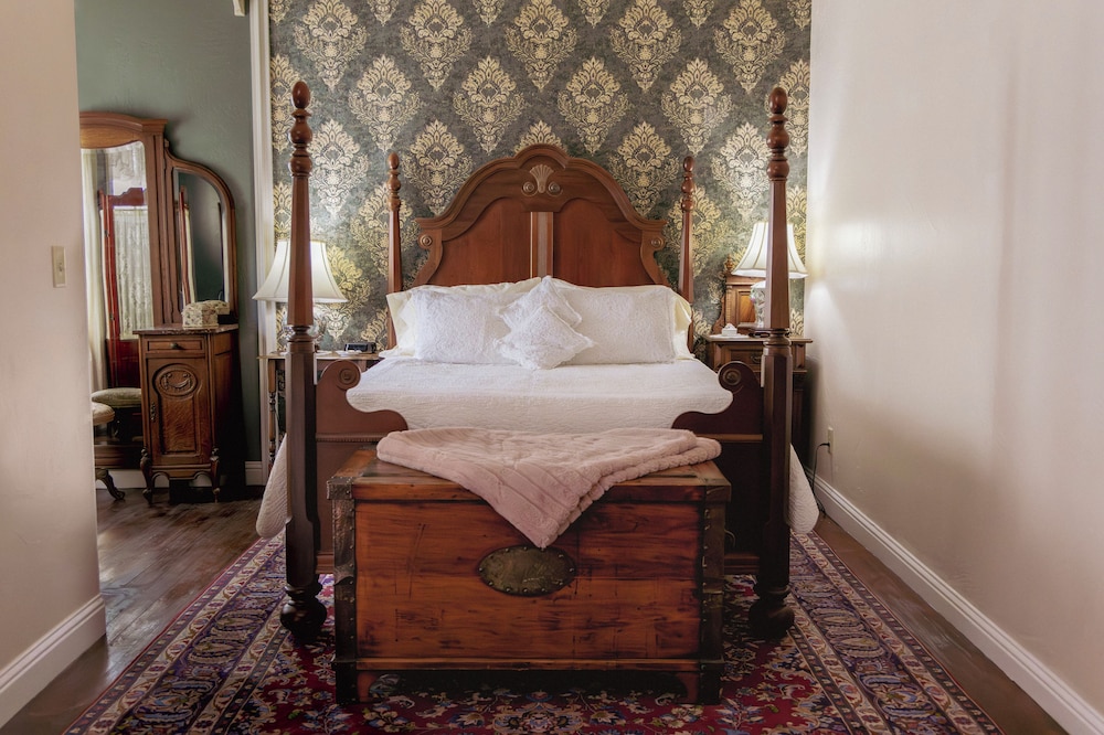 Premium Double Room, 1 Queen Bed photo 1
