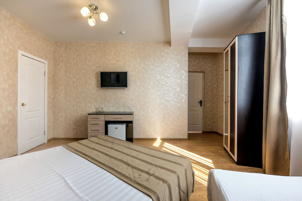 Classic Triple Room photo 2