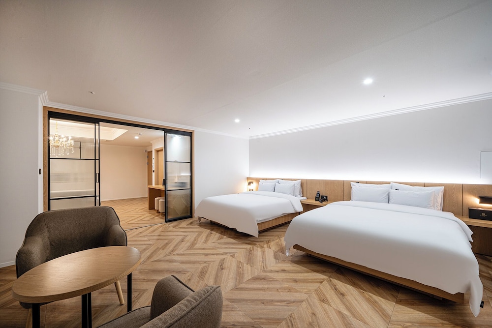 Suite Twin