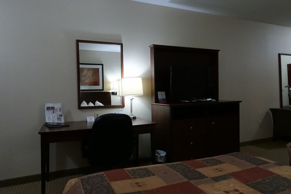 Room, Multiple Beds, Non Smoking - Photo 4