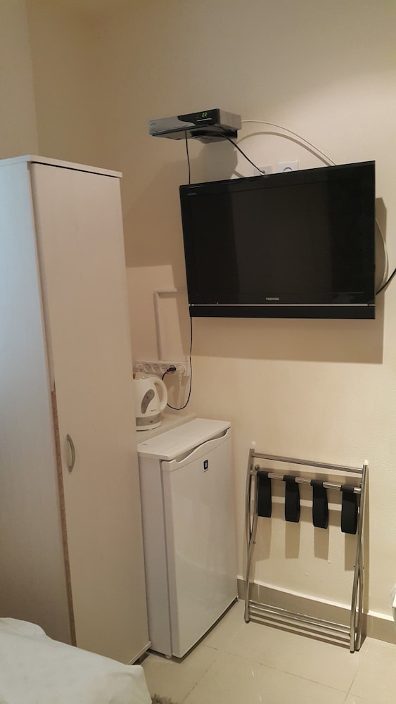 Double or Twin Room photo 2