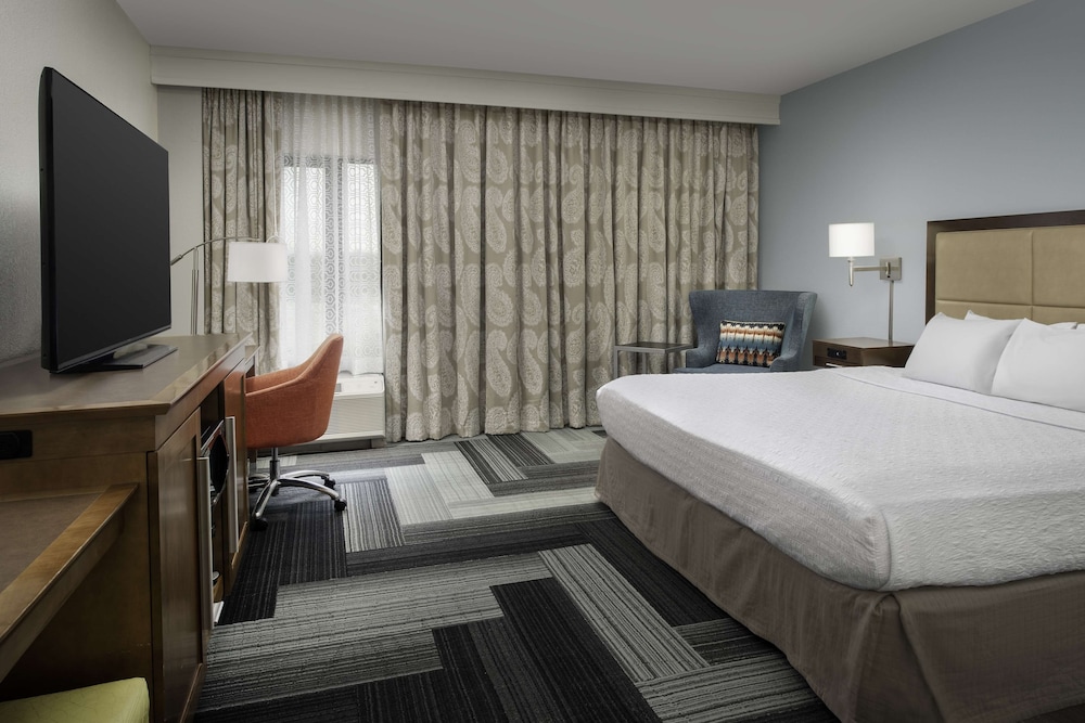 Room, 1 King Bed, Accessible, Non Smoking - Photo 3