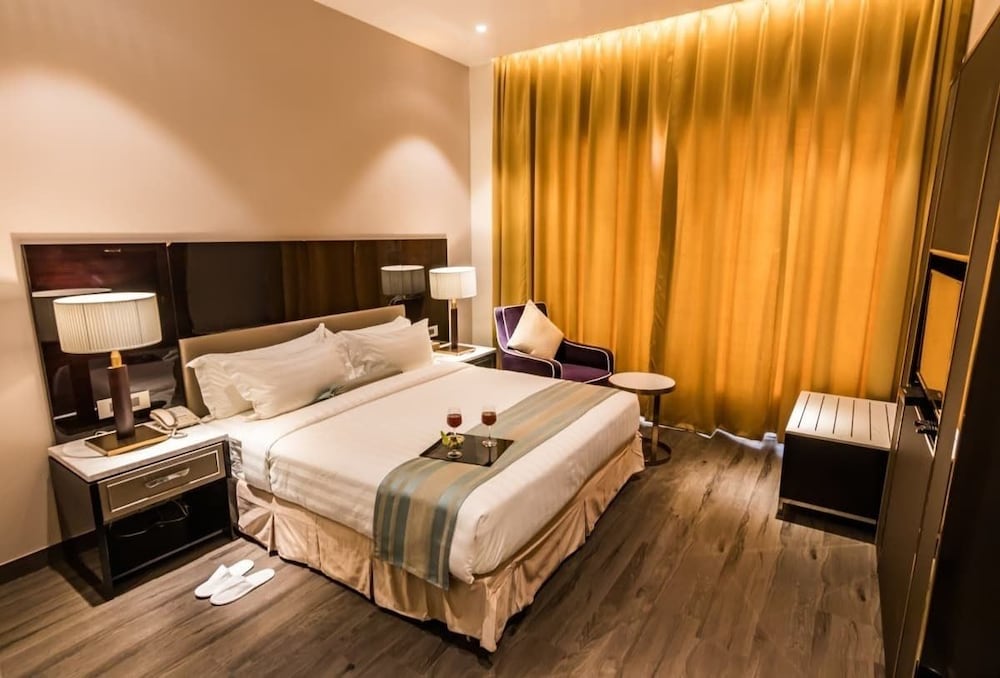 Luxury Suite, Multiple Beds, Non Smoking photo 1