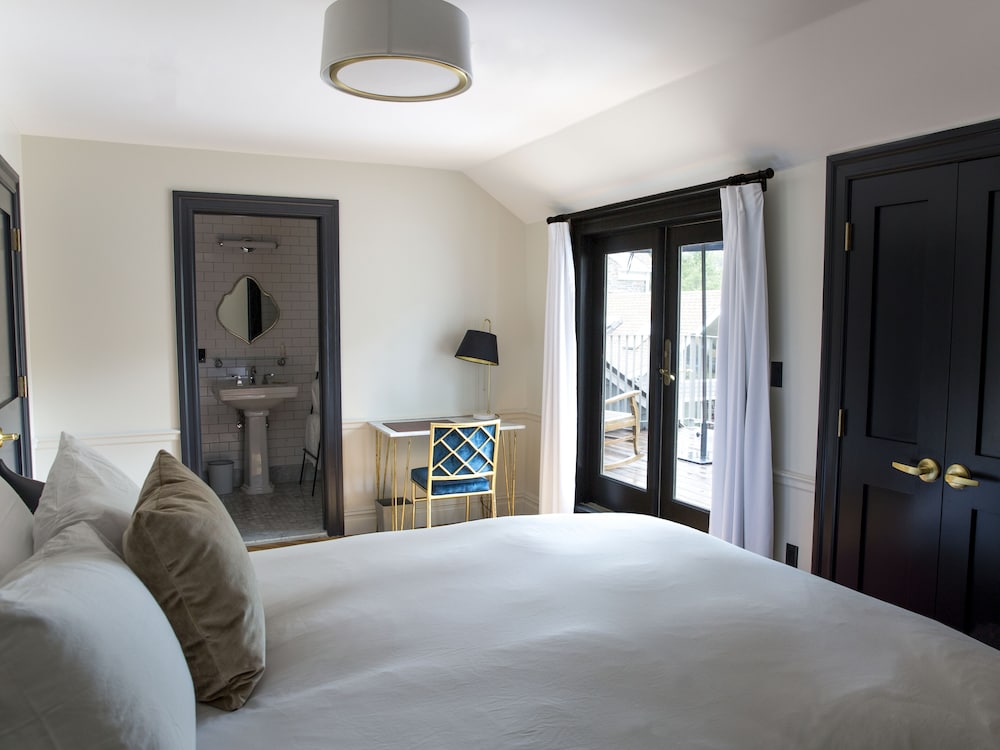 Suite photo 1