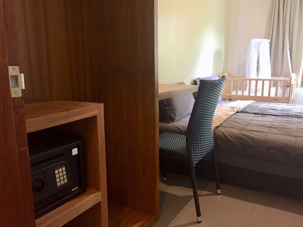 Family Quadruple Room, 2 Bedrooms photo 2