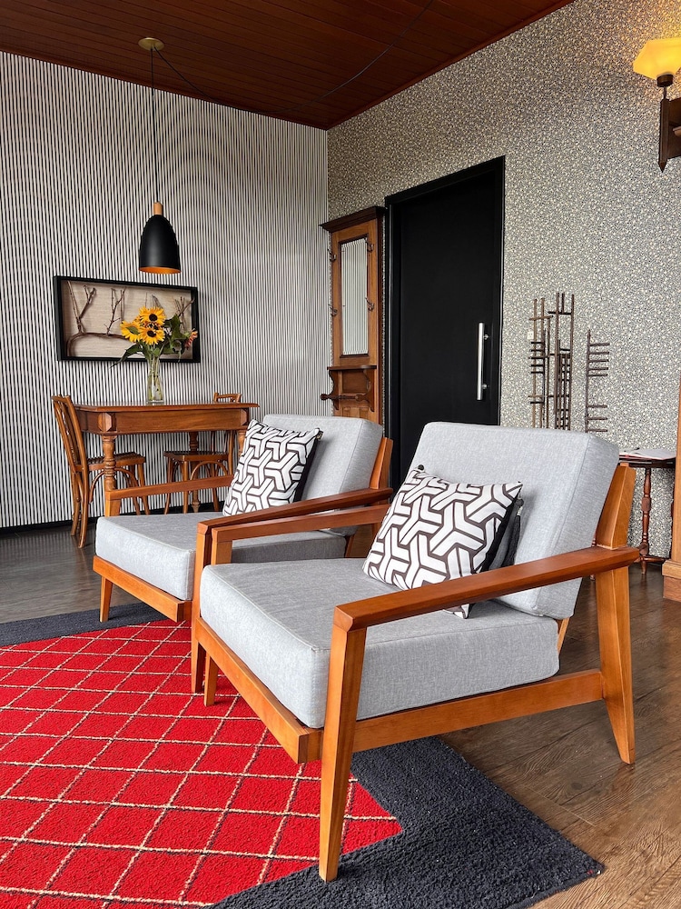 Villa photo 2