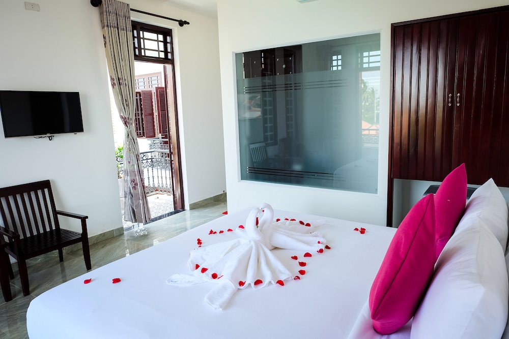Double or Twin Room, Pool View