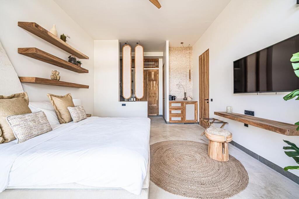 Deluxe Double Room photo 2