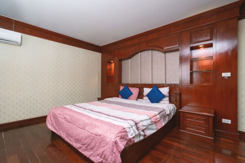 Villa, 4 Bedrooms, Private Pool - Photo 13