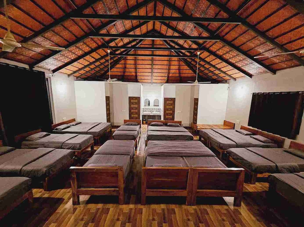 Grand Shared Dormitory