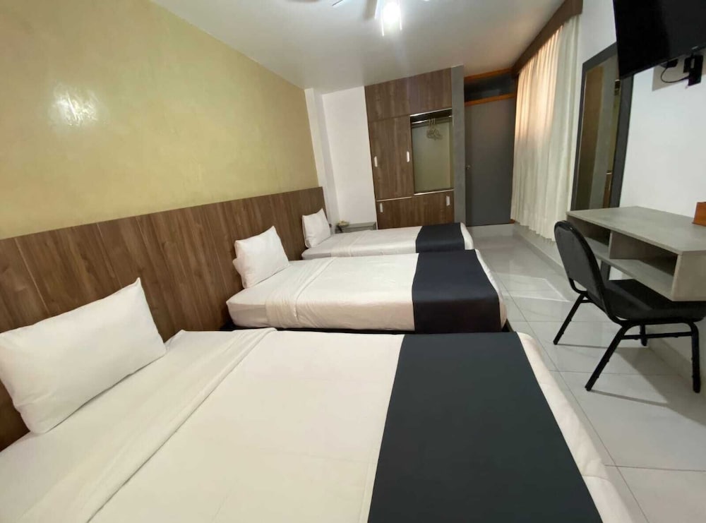 Standard Triple Room photo 3