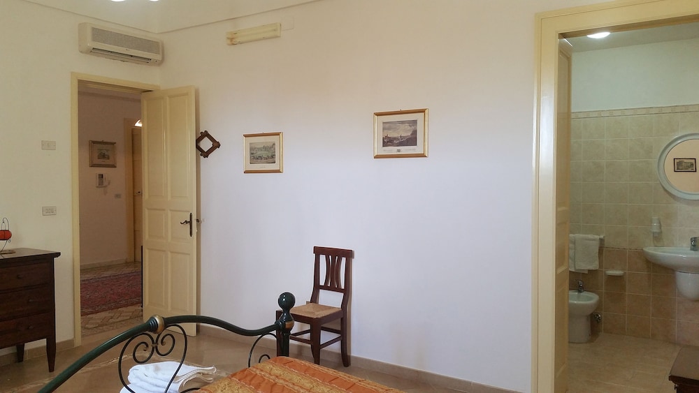 Standard Double Room (3) photo 3