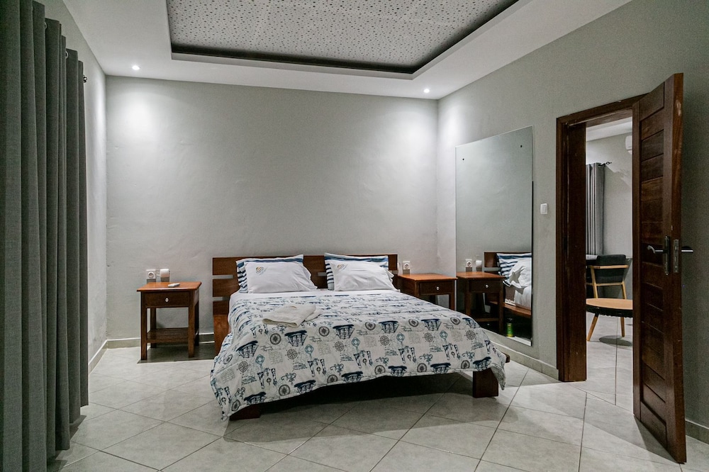 Family Apartment photo 2