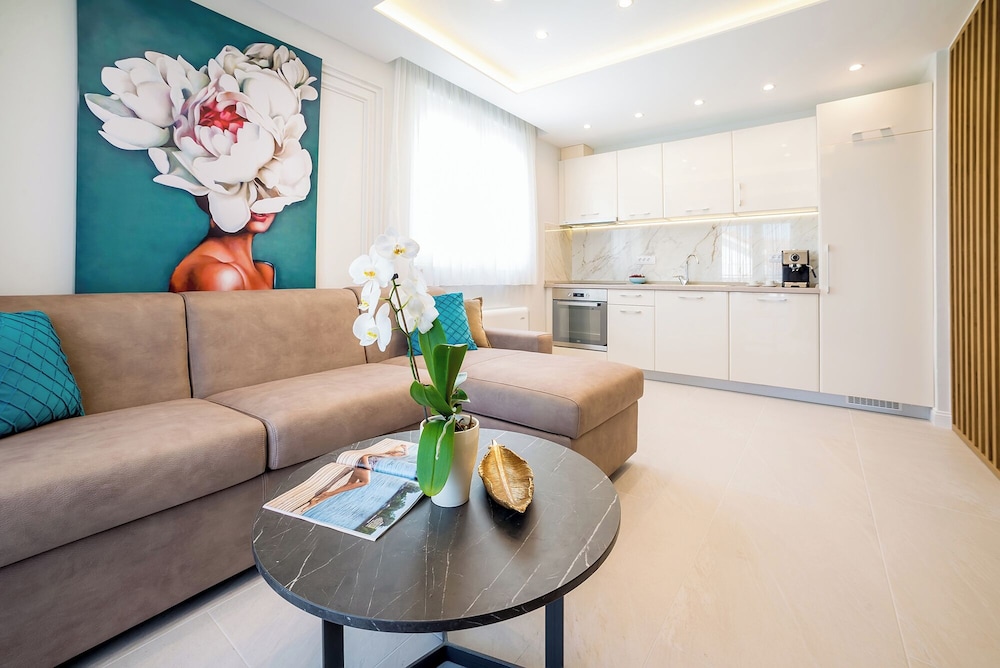 Deluxe Apartment, Balcony
