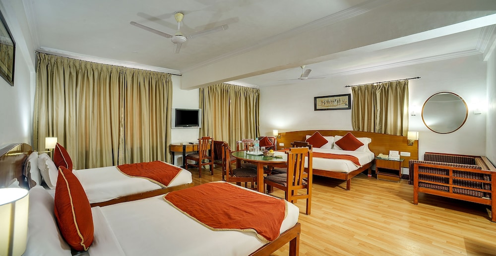 Family Double or Twin Room photo 3