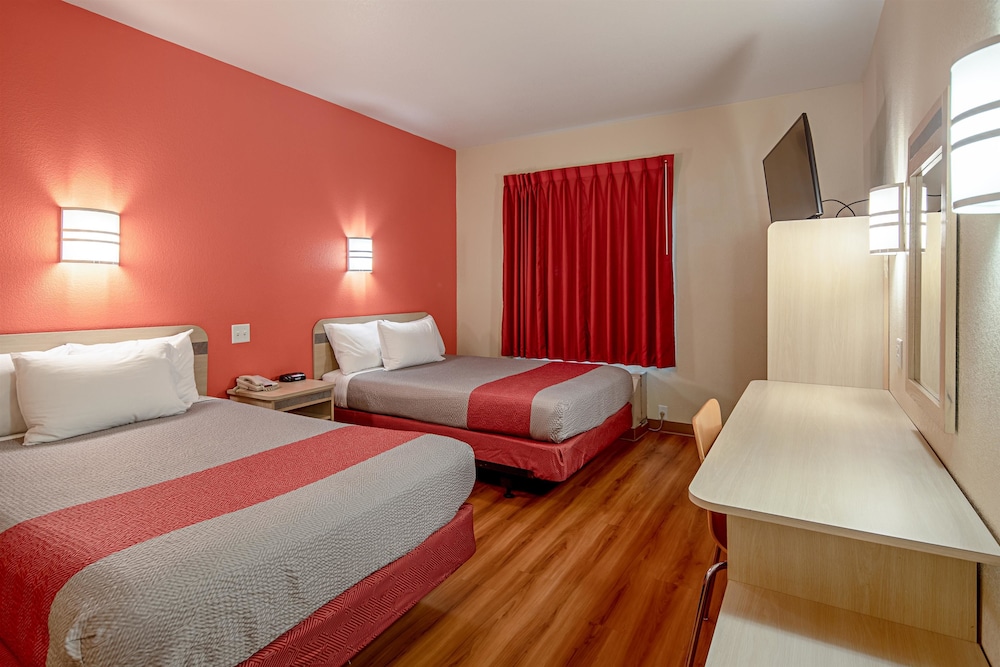 Standard Room, 2 Double Beds, Non Smoking photo 1