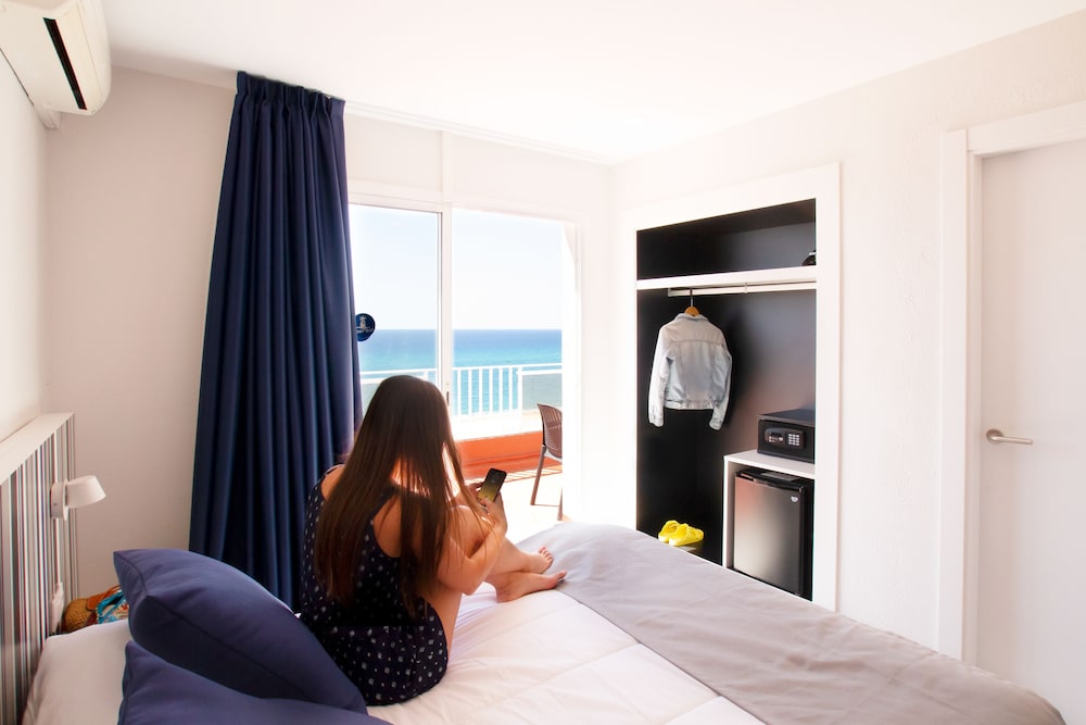 Standard Double Room, Sea View - Photo 2